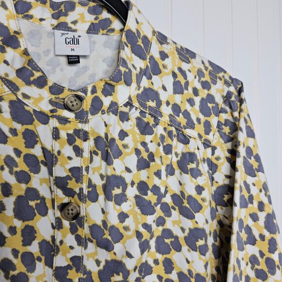 CAbi Womens Providence Shirt Jacket Size Medium Casual Animal Print Shacket Cute - Picture 3 of 10